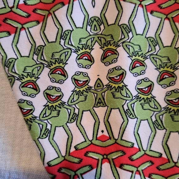 Lularoe women's Tall & Curvy Kermit the Frog leggings EUC - Picture 2 of 8